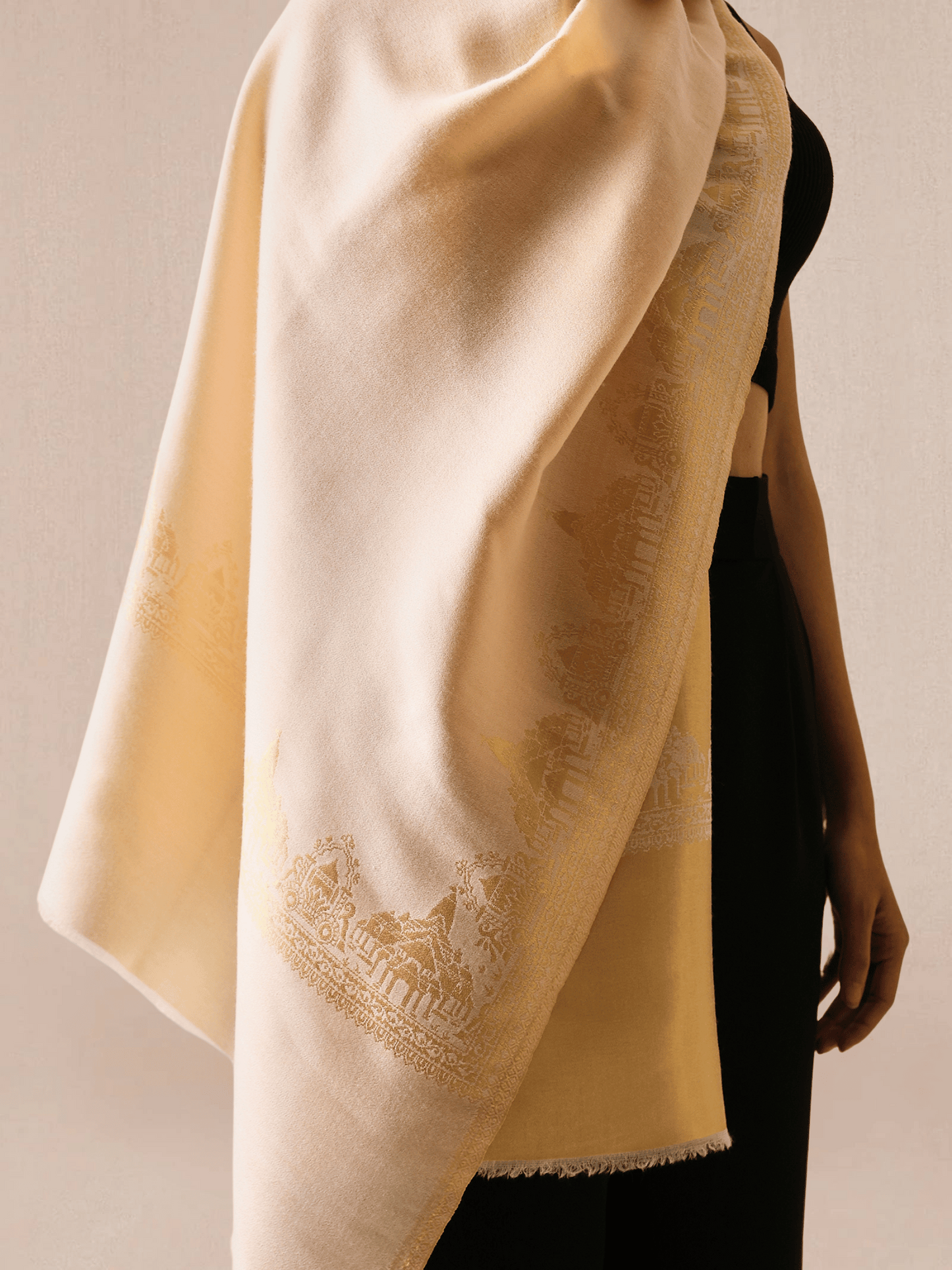 Border Reversible Stole
