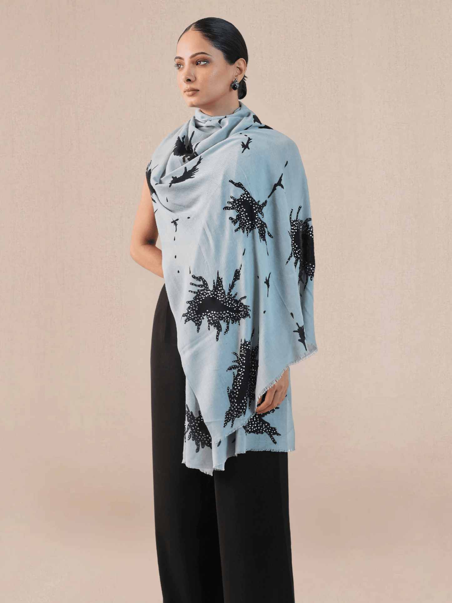 Supernova Woolen Stole