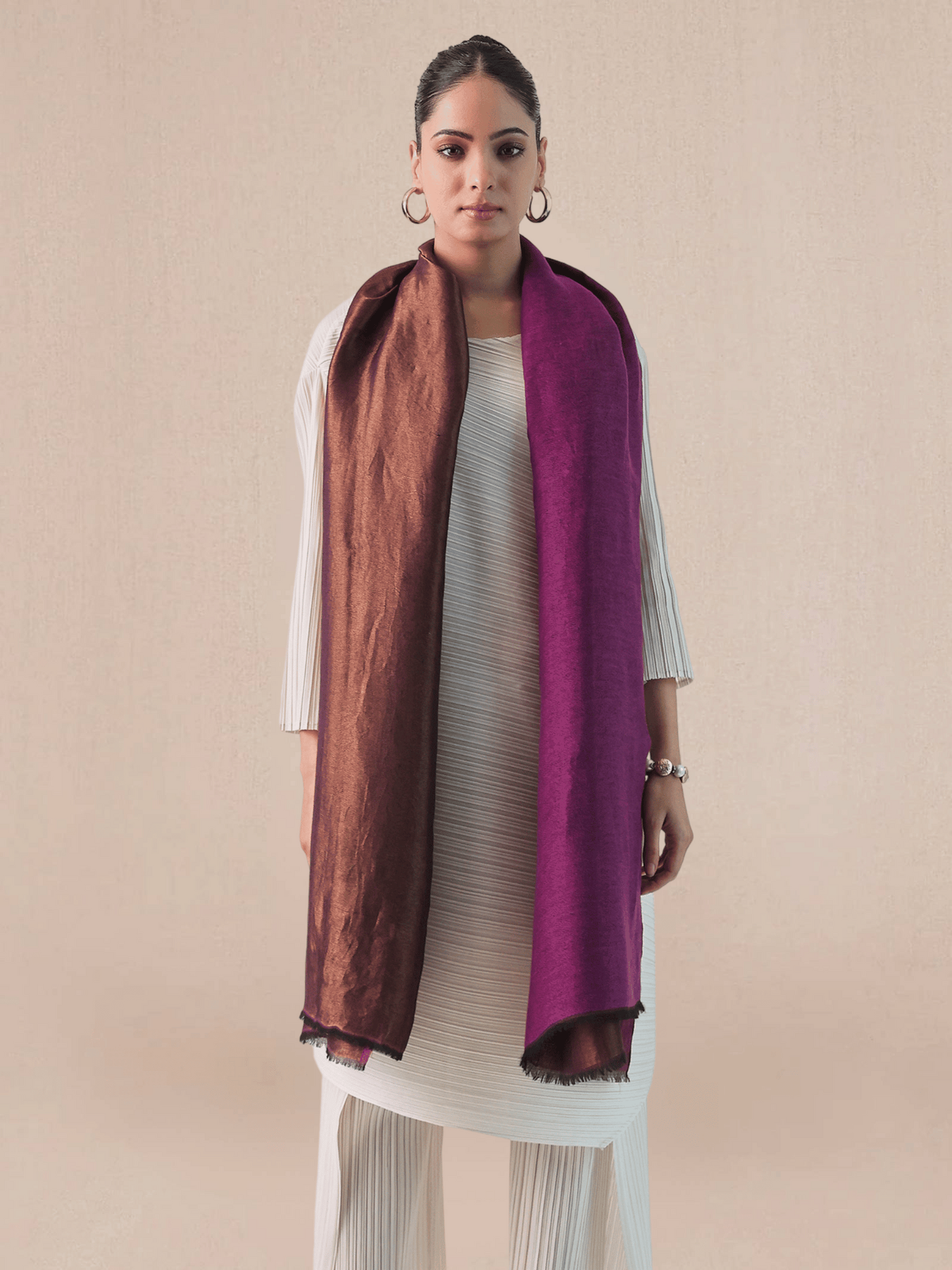 Wool Reversible Zari Stole