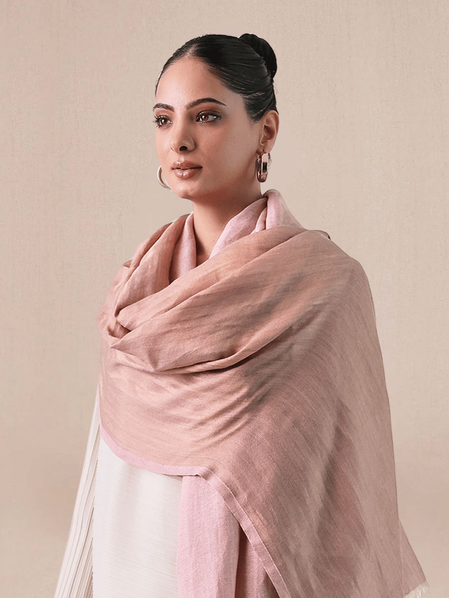 Tabbasum Wool Reversible Zari Stole