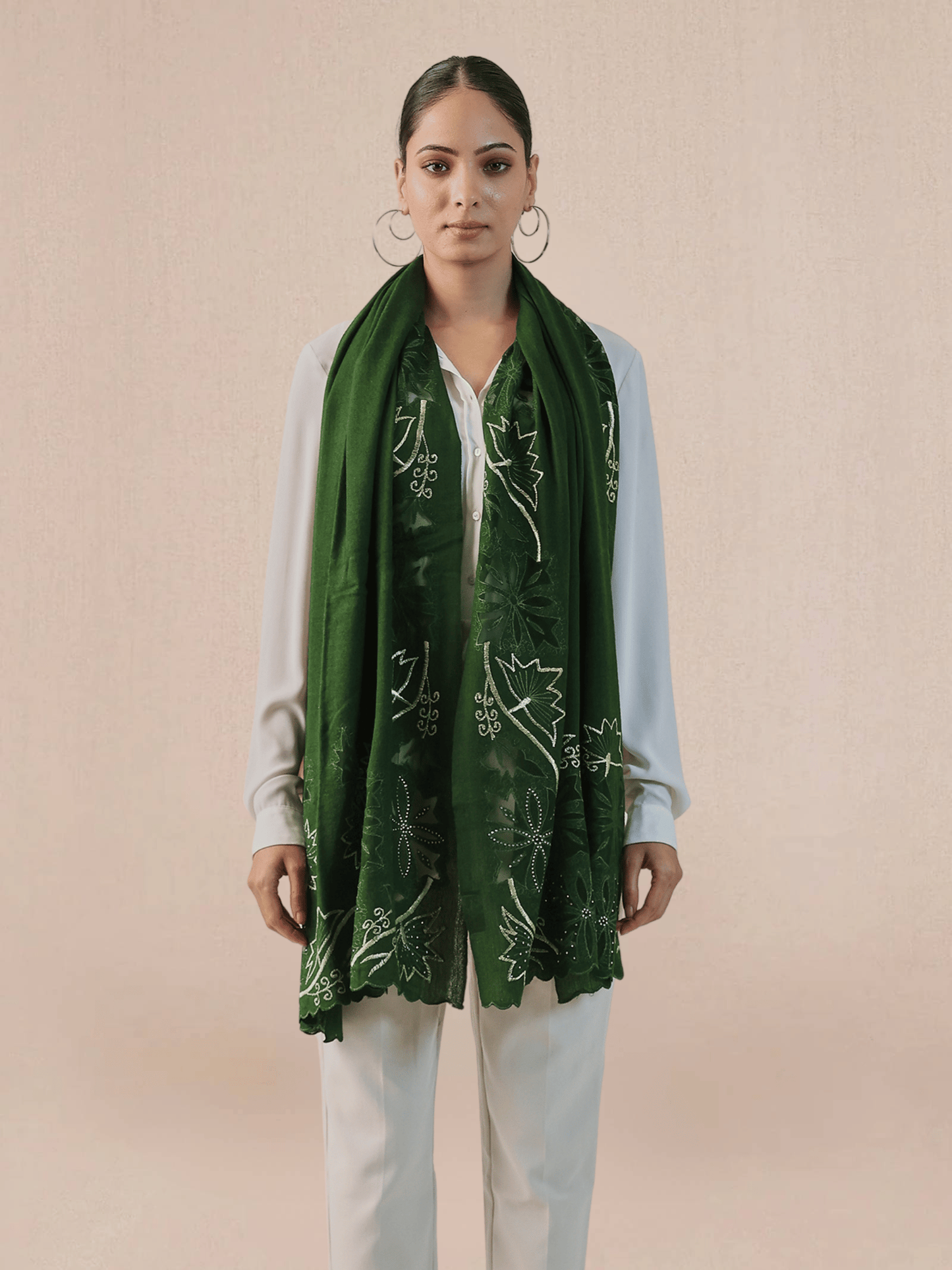 Vineyard Zaywar Woolen Stole