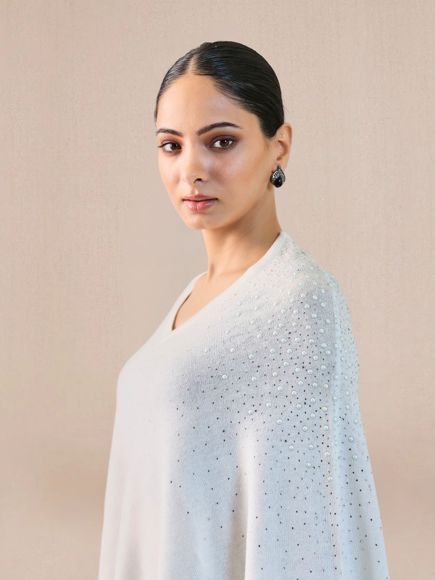 Cape poncho Pearl Scatter