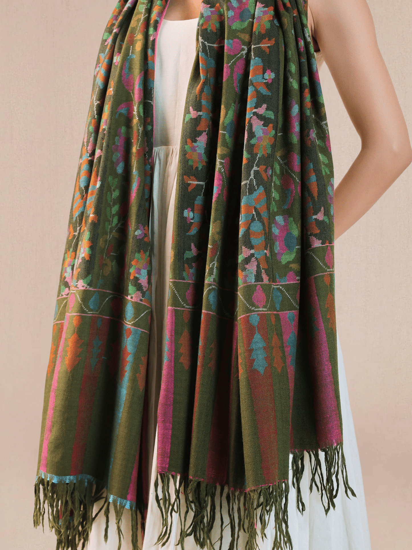 Inaaya Kani Pashmina Shawl