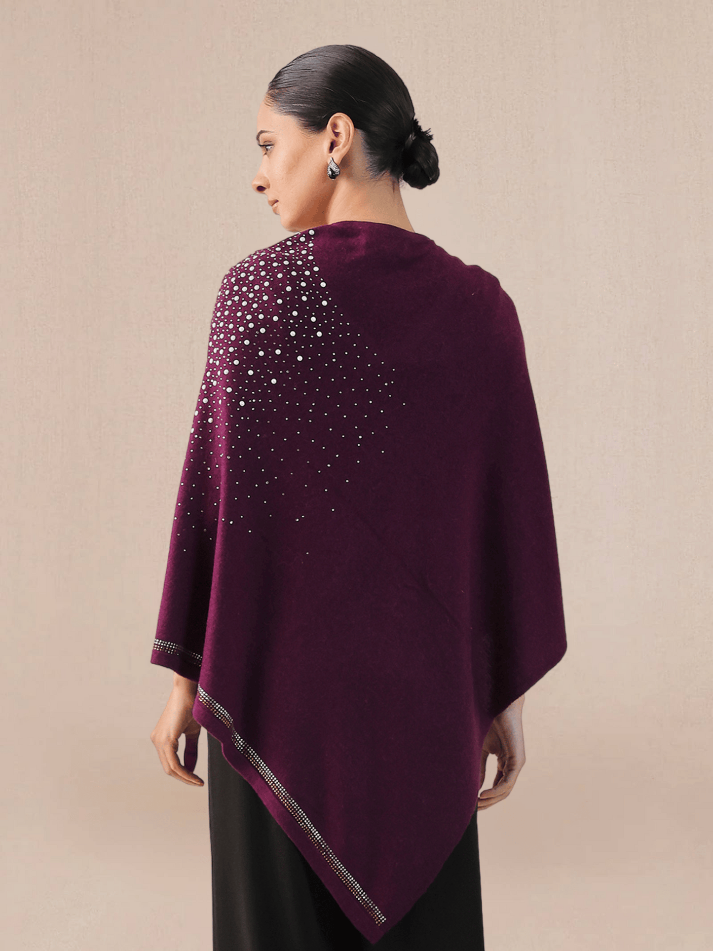 Cape Poncho Pearl Scatter