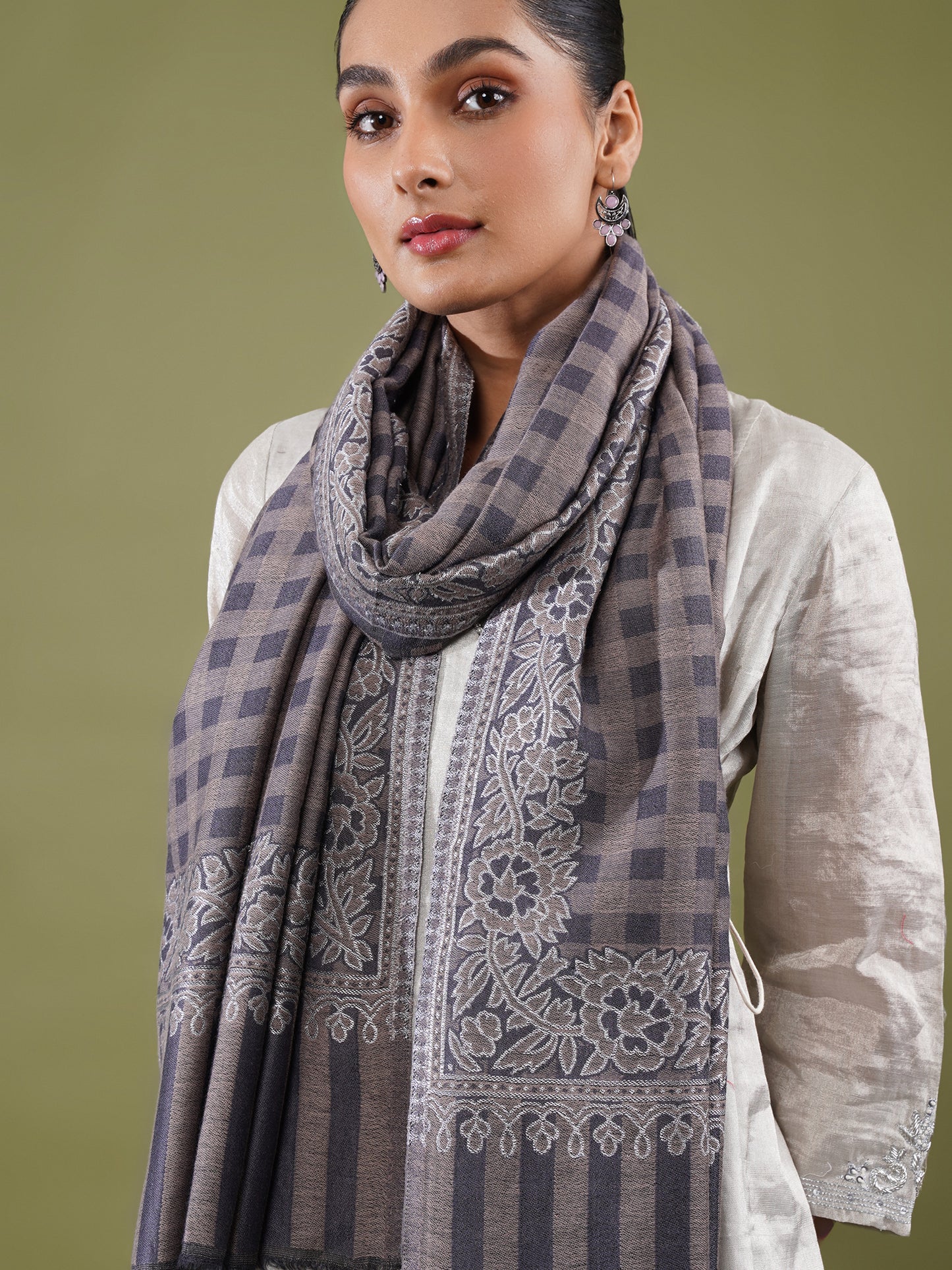 Madhuvan Woolen Stole