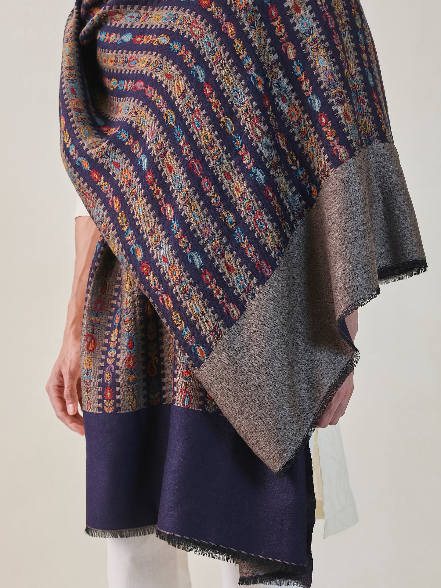 Reversible Men Kani Shawl