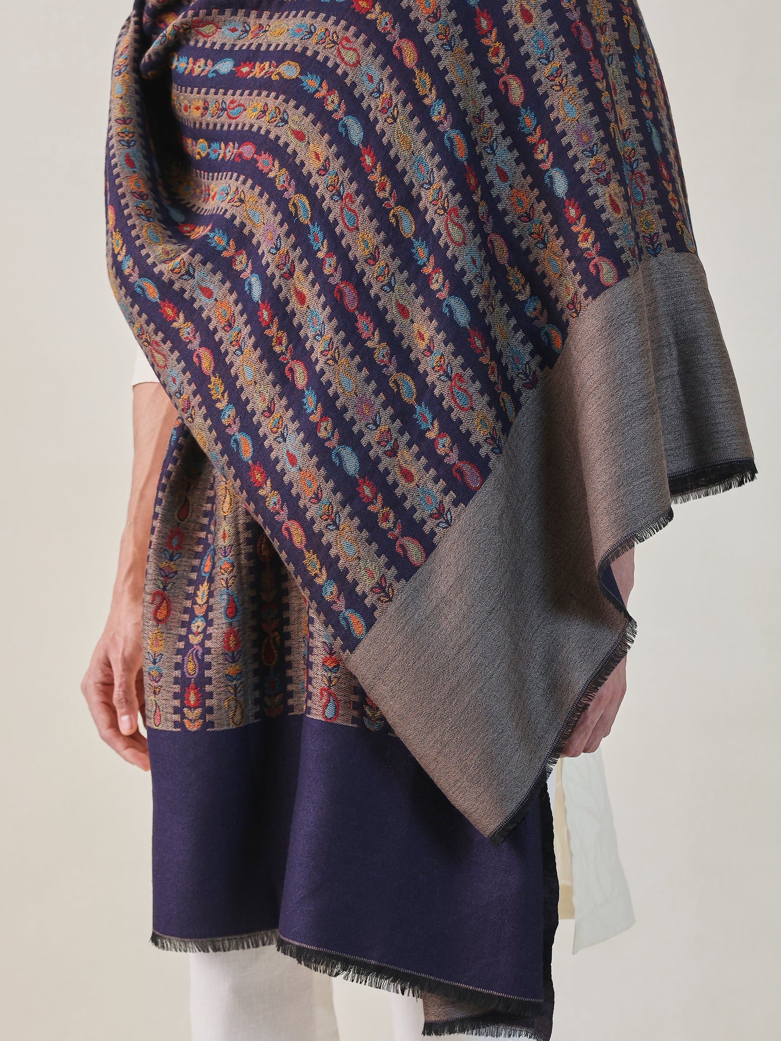 Reversible Men Kani Shawl