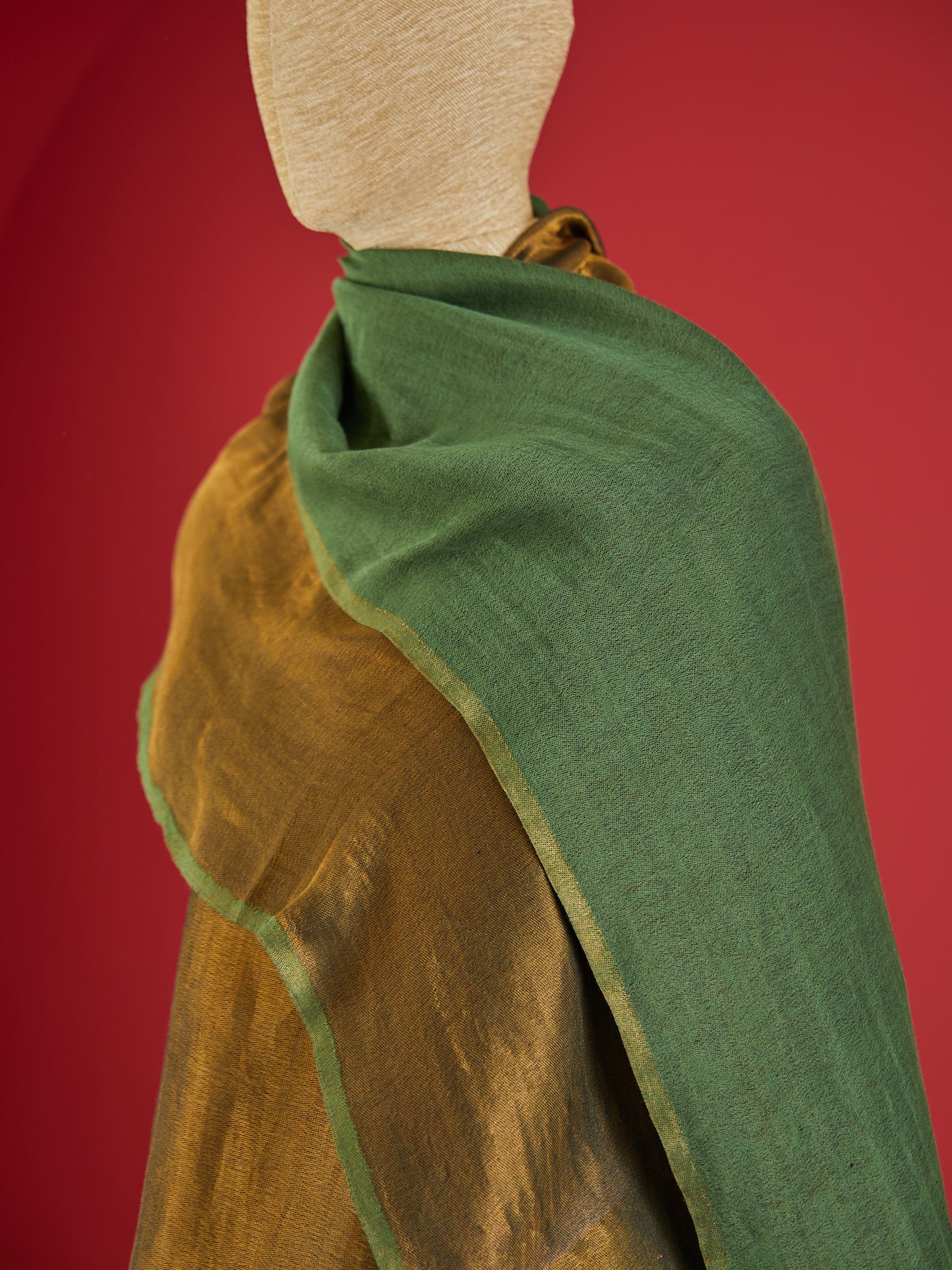 Wool Reversible Zari Stole