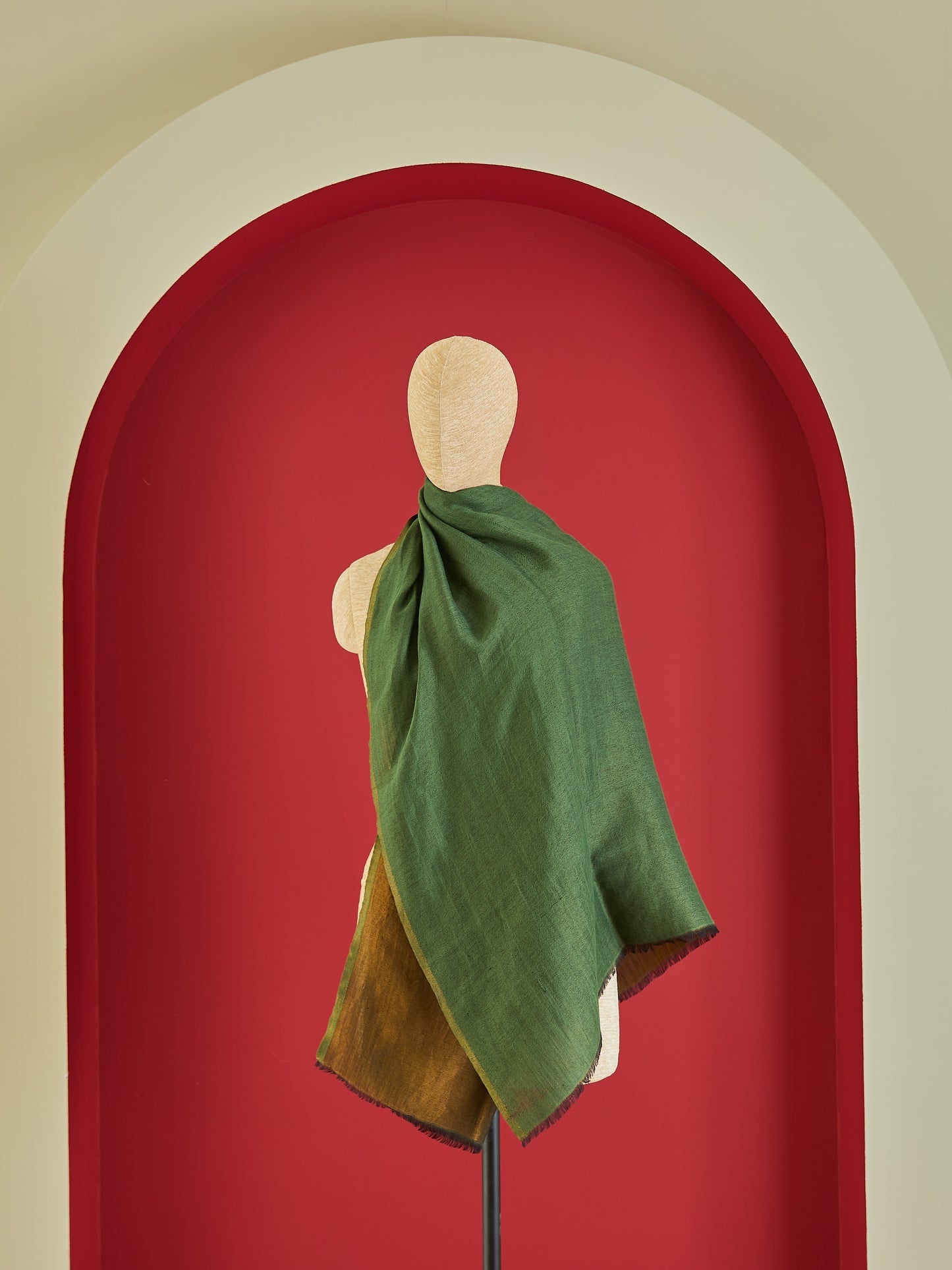 Wool Reversible Zari Stole
