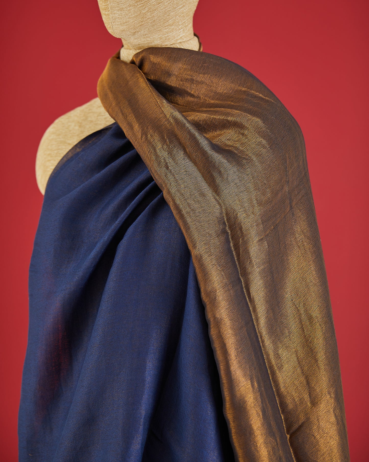 Wool Reversible Zari Stole