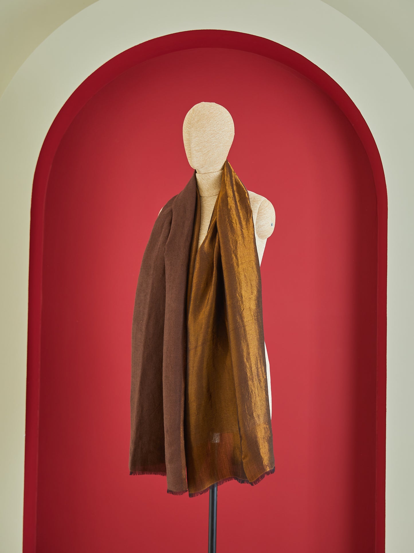 Wool Reversible Zari Stole