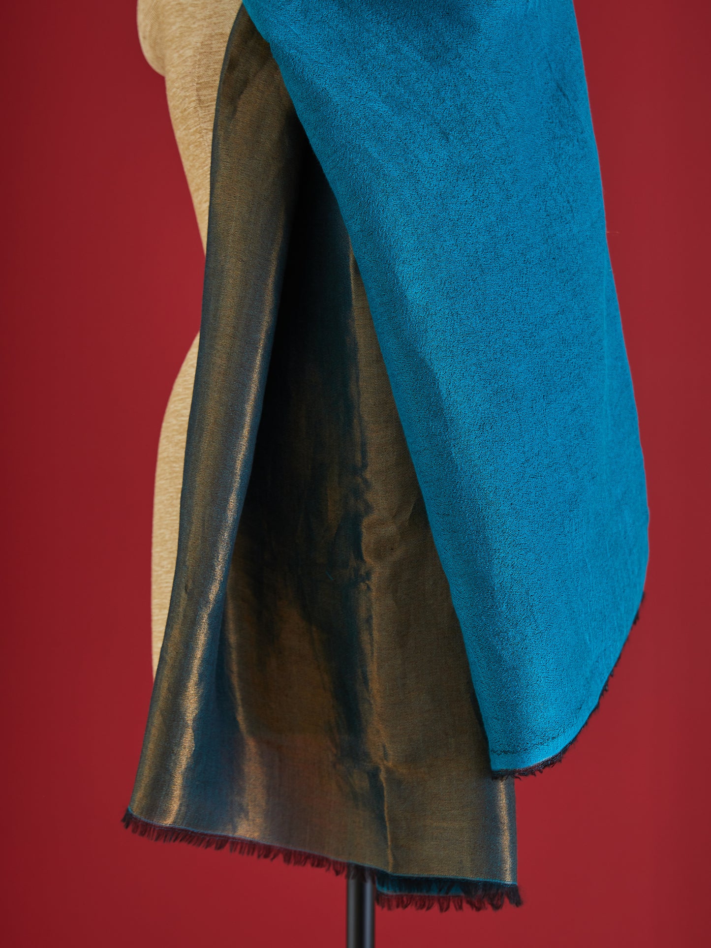 Wool Reversible Zari Stole