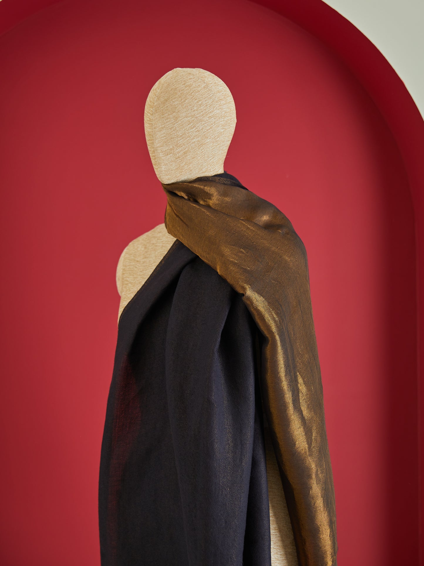 Wool Reversible Zari Stole