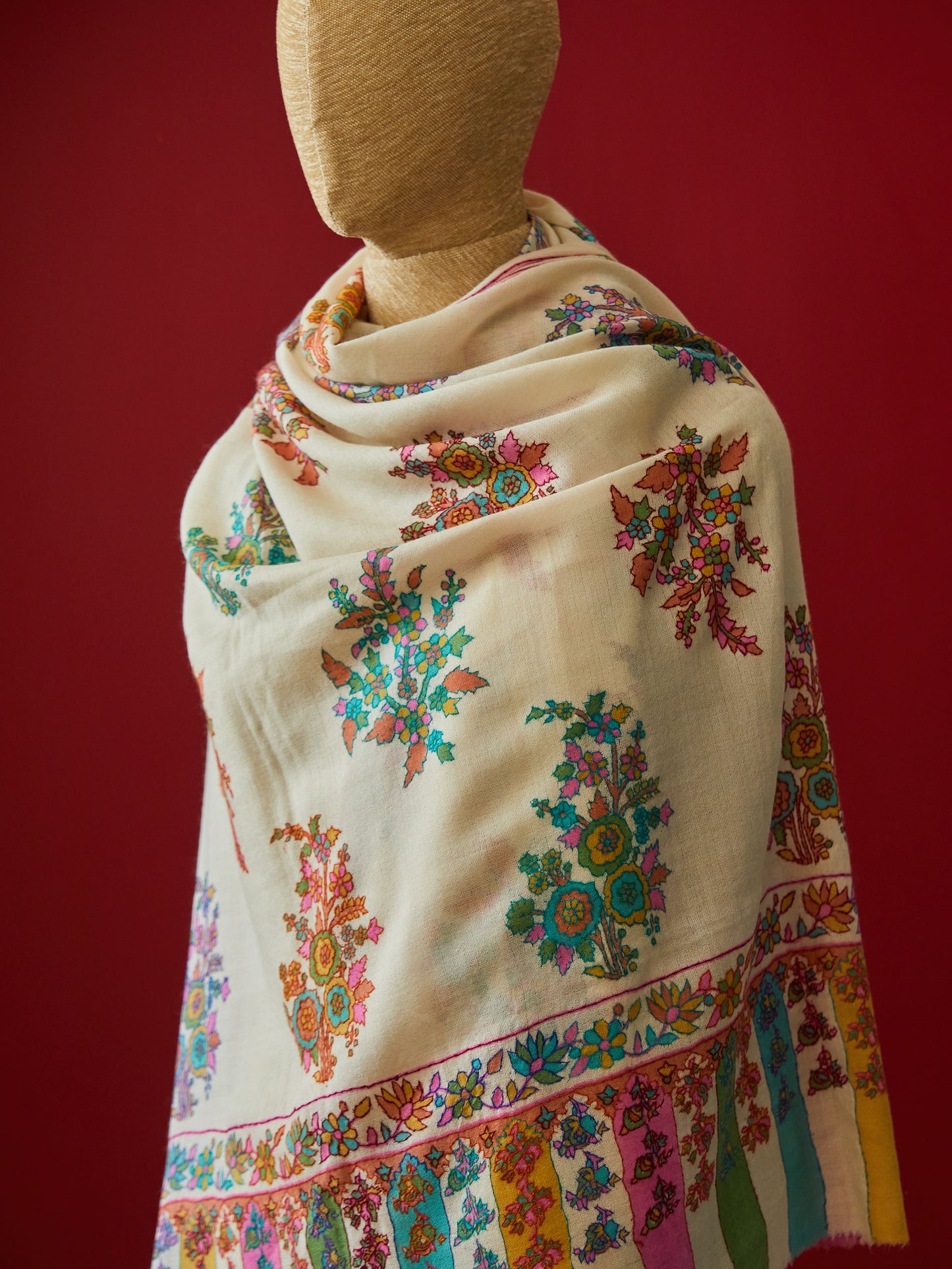 Cashmere Print Outline Shawl