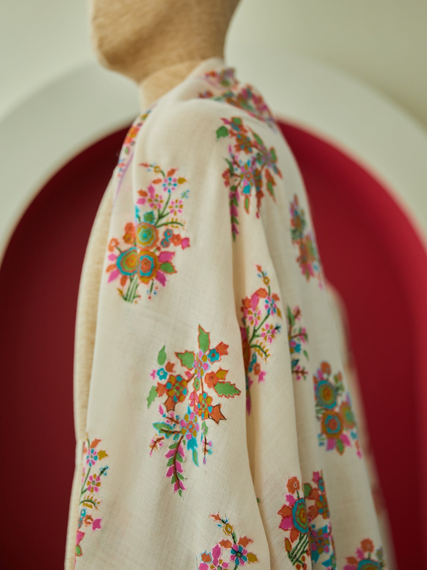 Cashmere Print Outline Shawl