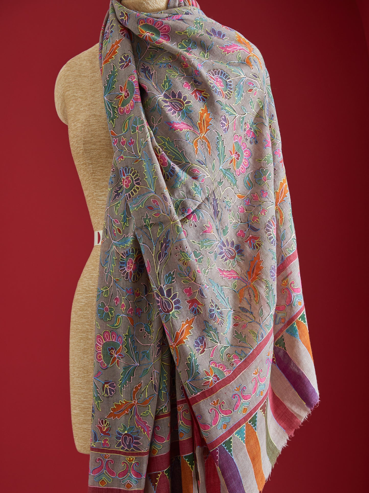 Cashmere Print Outline Shawl