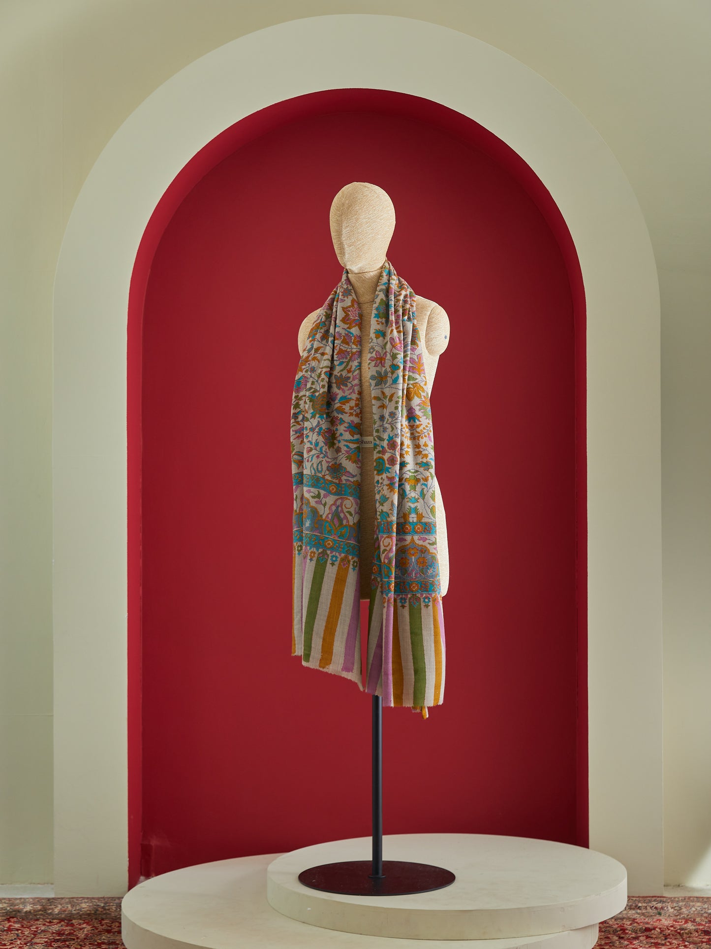 Cashmere Print Outline Shawl