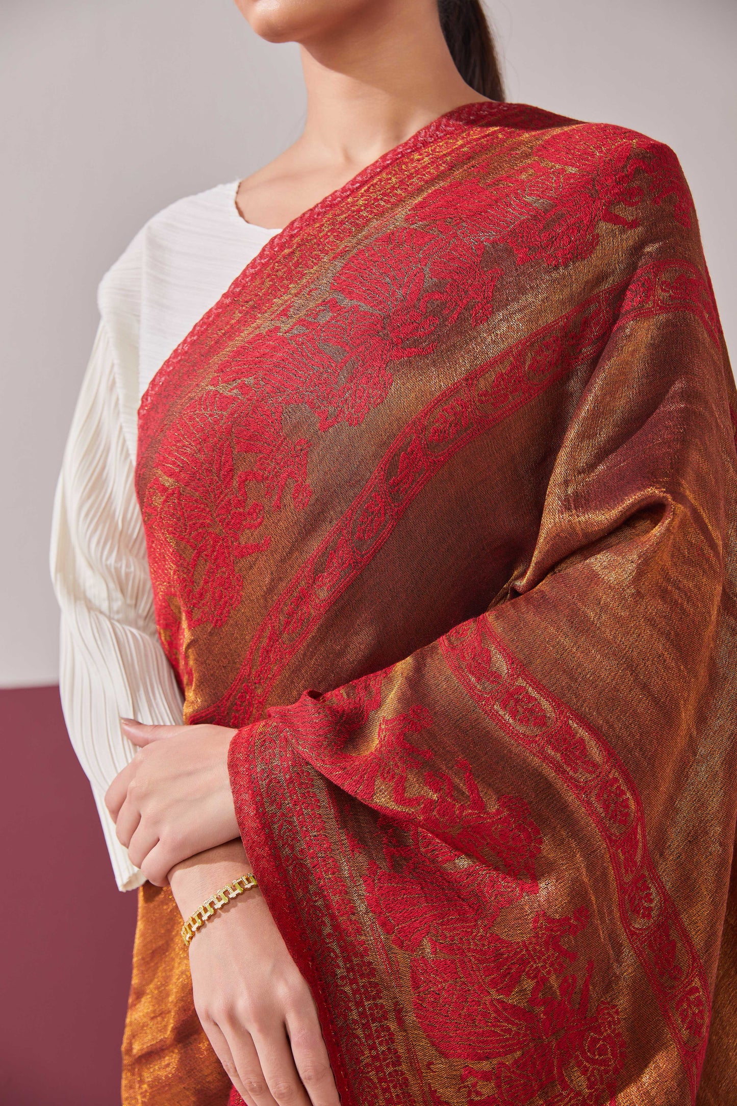Wool RV Zari Stole