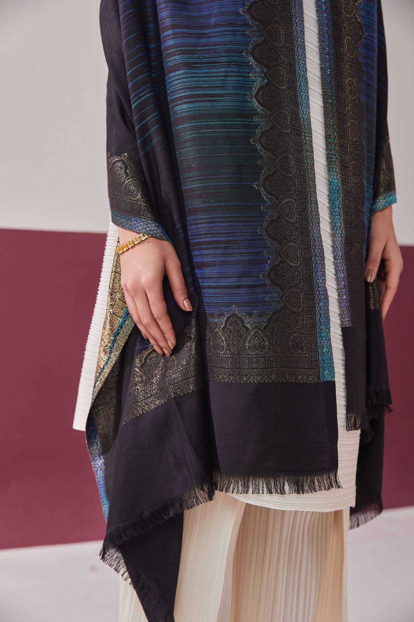 Wool Silk Zari Stole