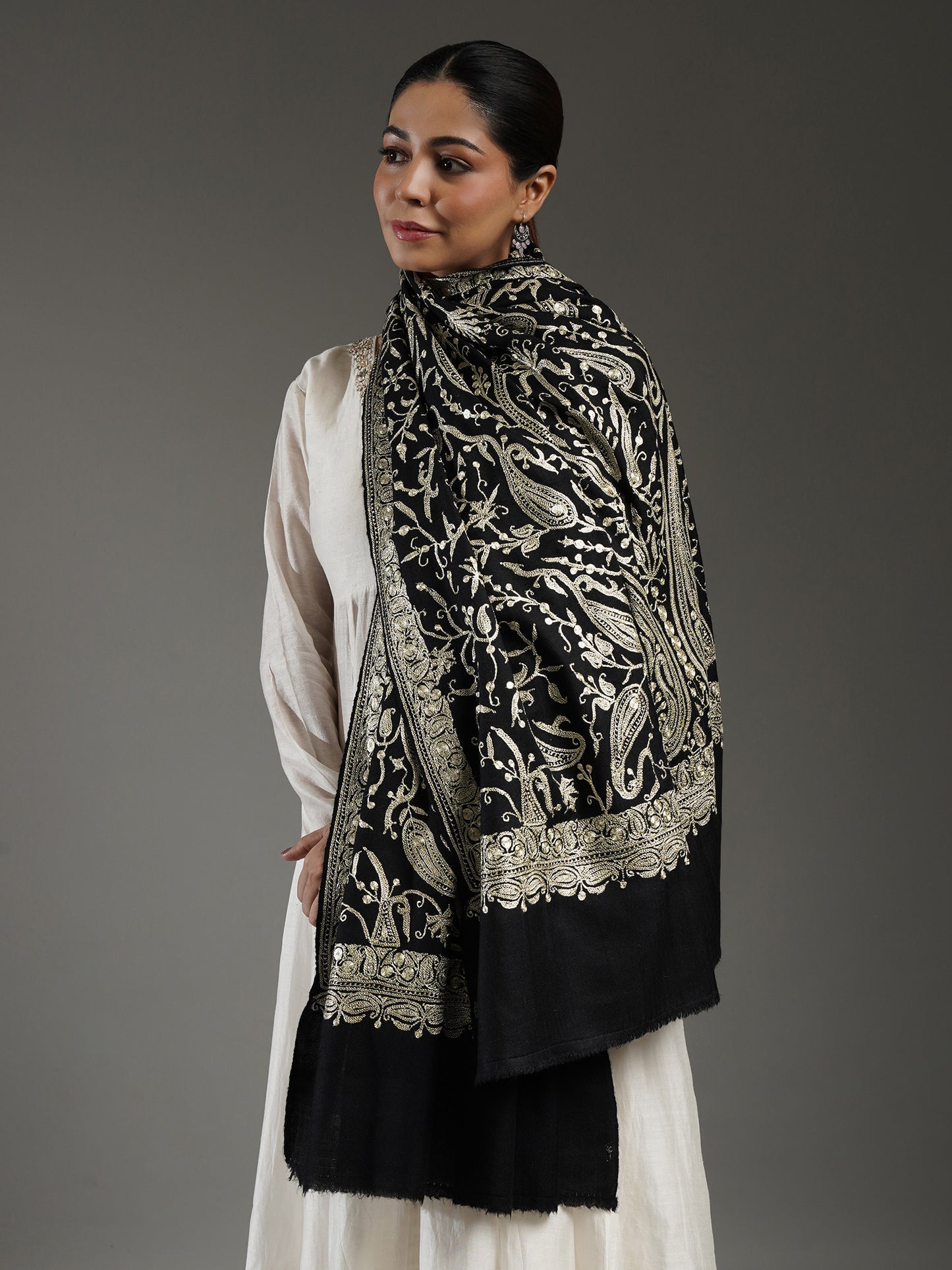 Black Handloom Pashmina Shawl