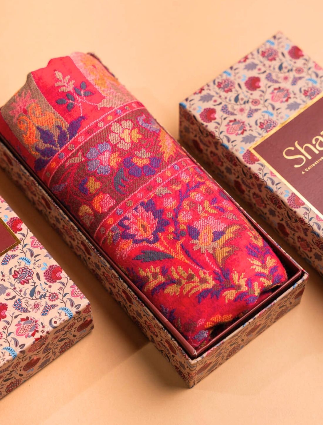 Elegant Kani Moments Box