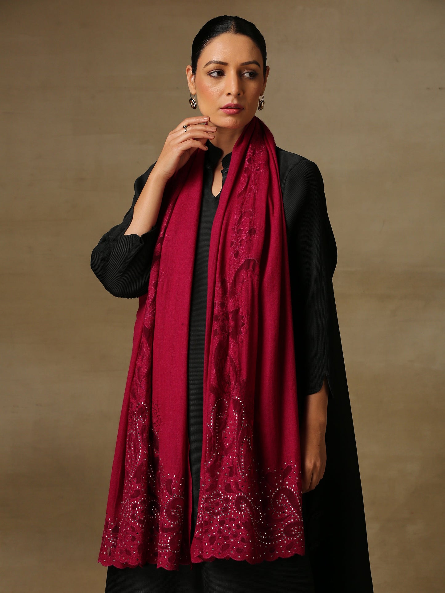 Model is wearing Cutwork Zaywar stole from Shaza in magenta.