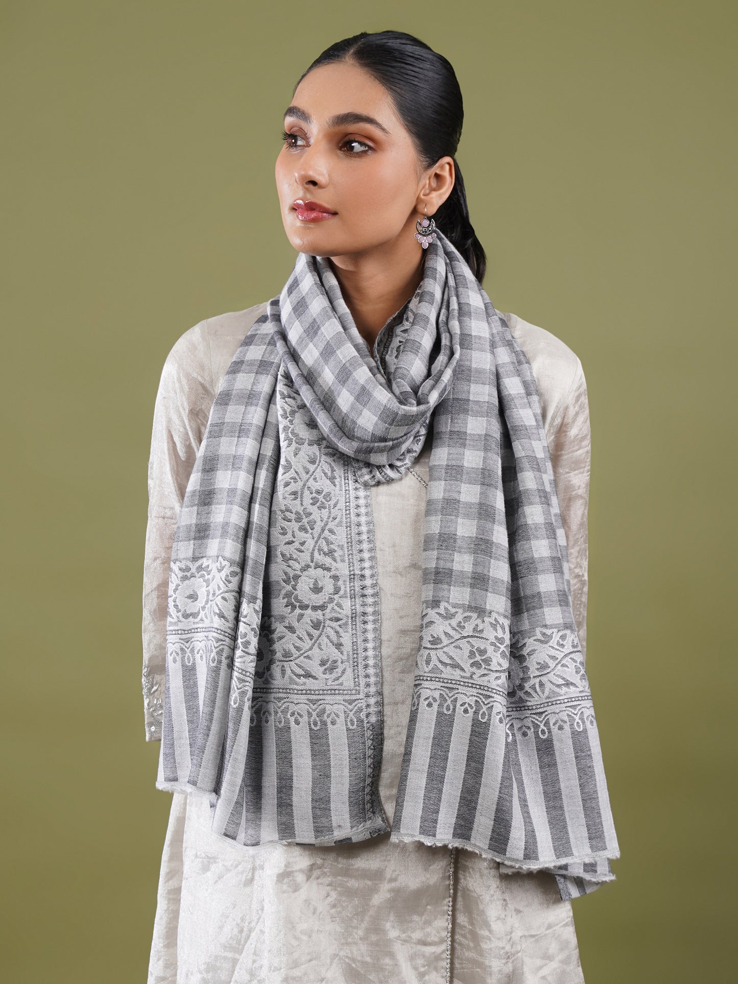 Madhuvan Woolen Stole