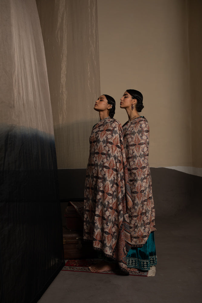 Model is wearing Men's Kalamkari Dushala from shaza.