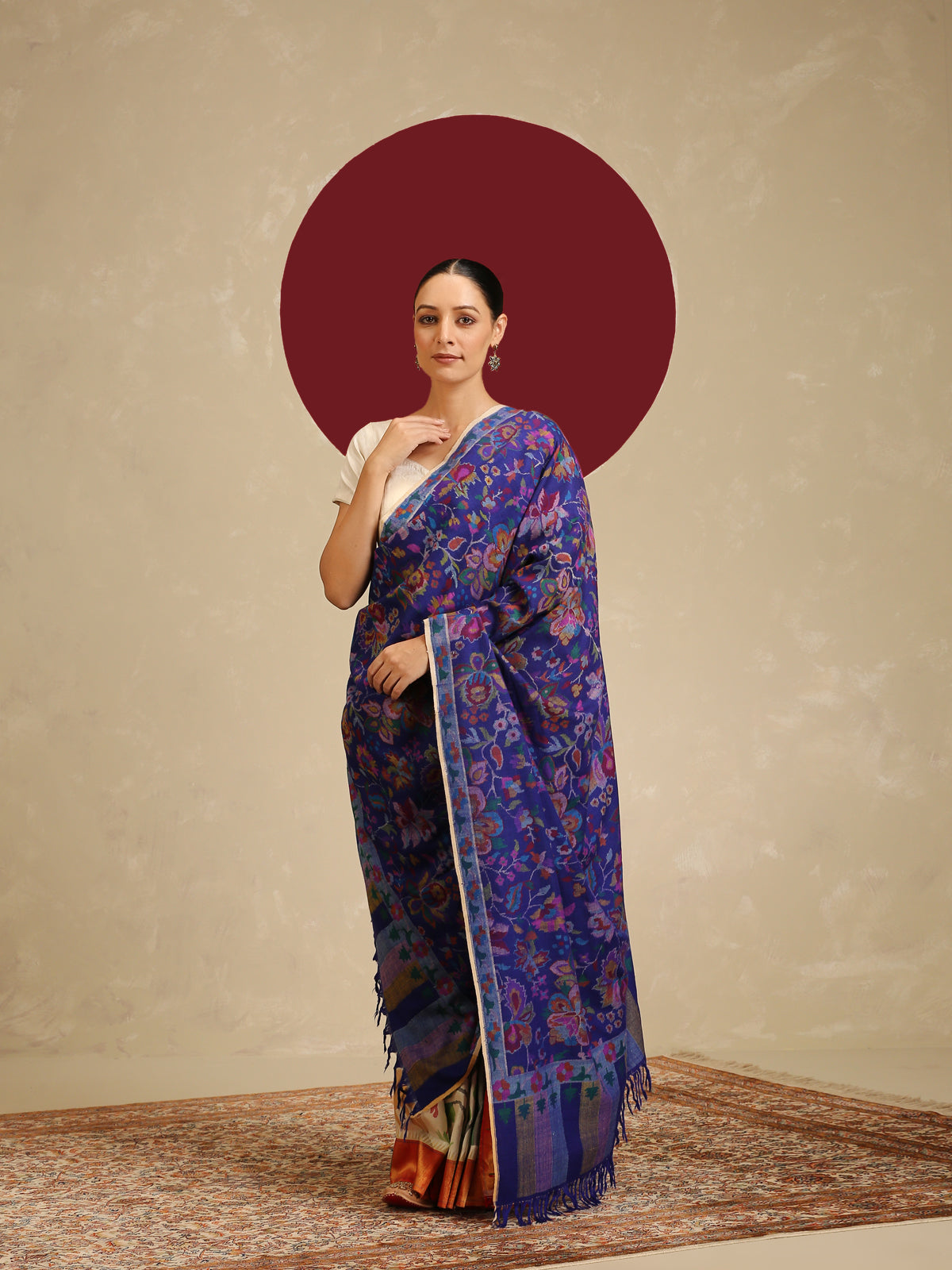 Jahaan -world of Kani (shawl)