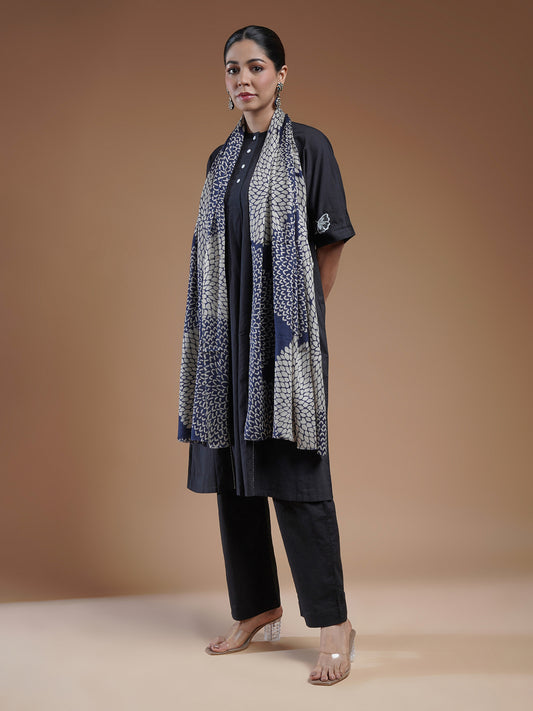 Naienive Printed Woolen Stole