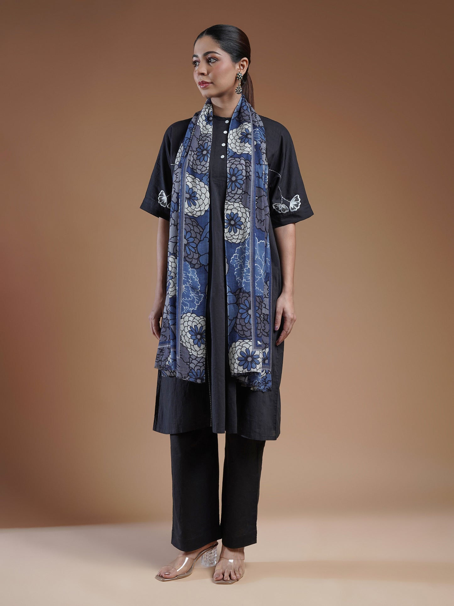 Naienive Printed Woolen Stole