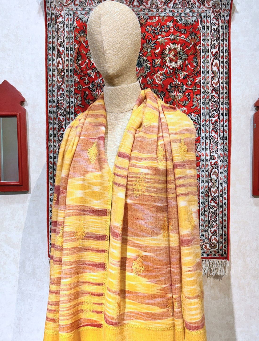 The Heritage Ekkat Lux Hamper