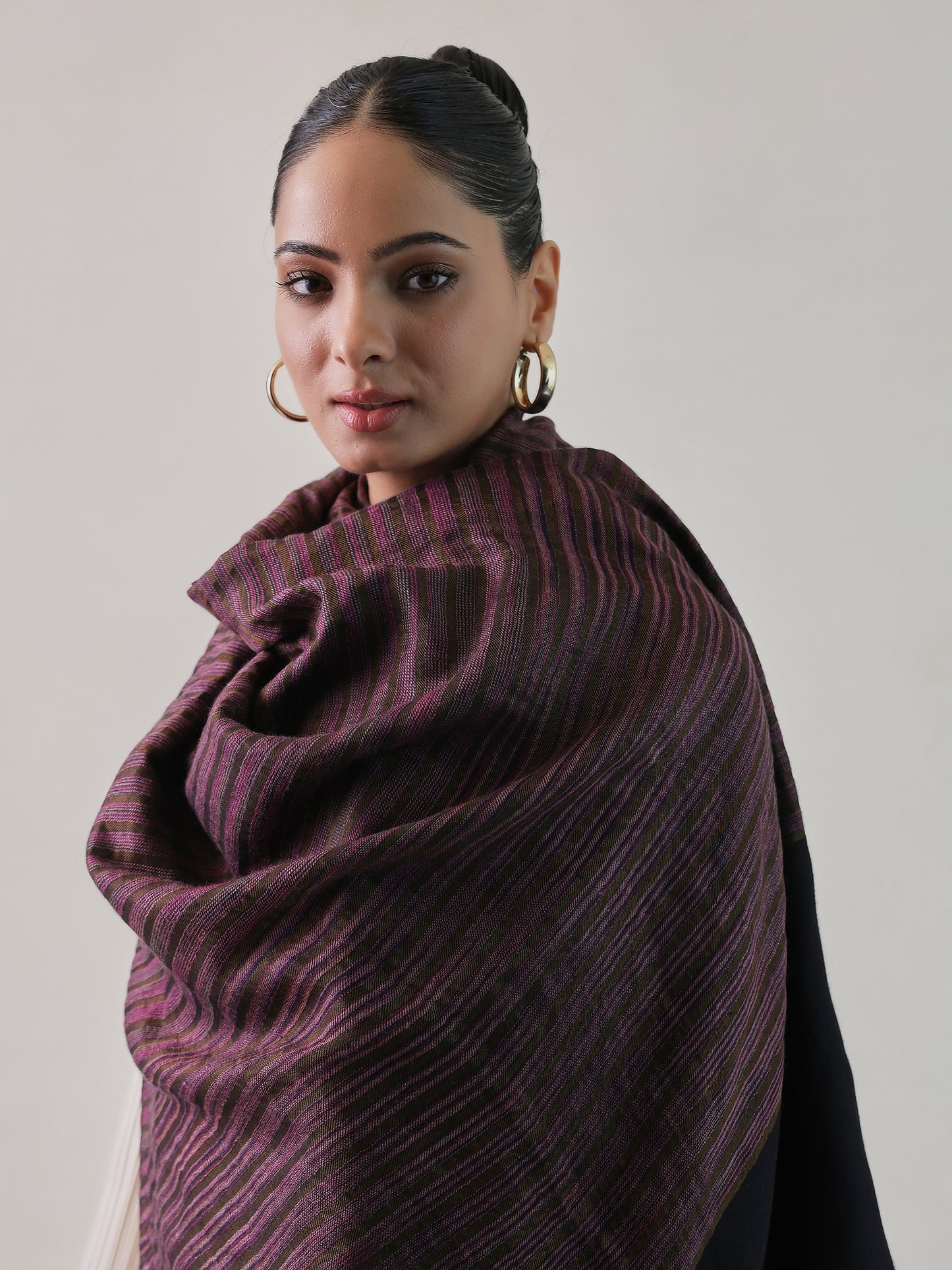 Ekkat Woolen Shawl