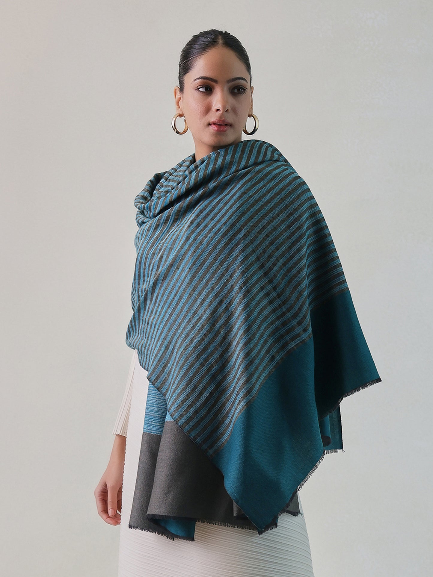 Ekkat Woolen Shawl