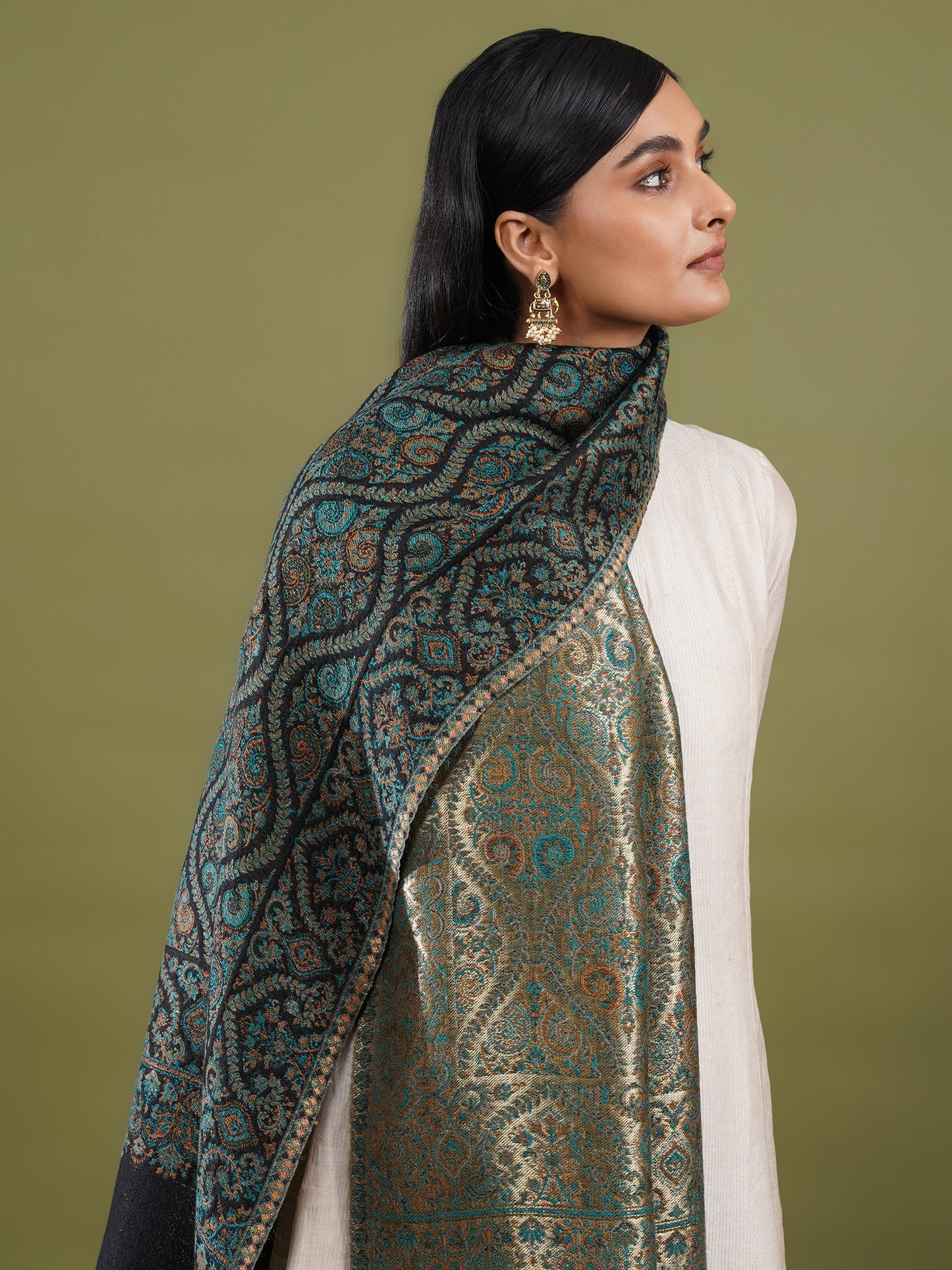 Zahreen Jamawar Kani Stole