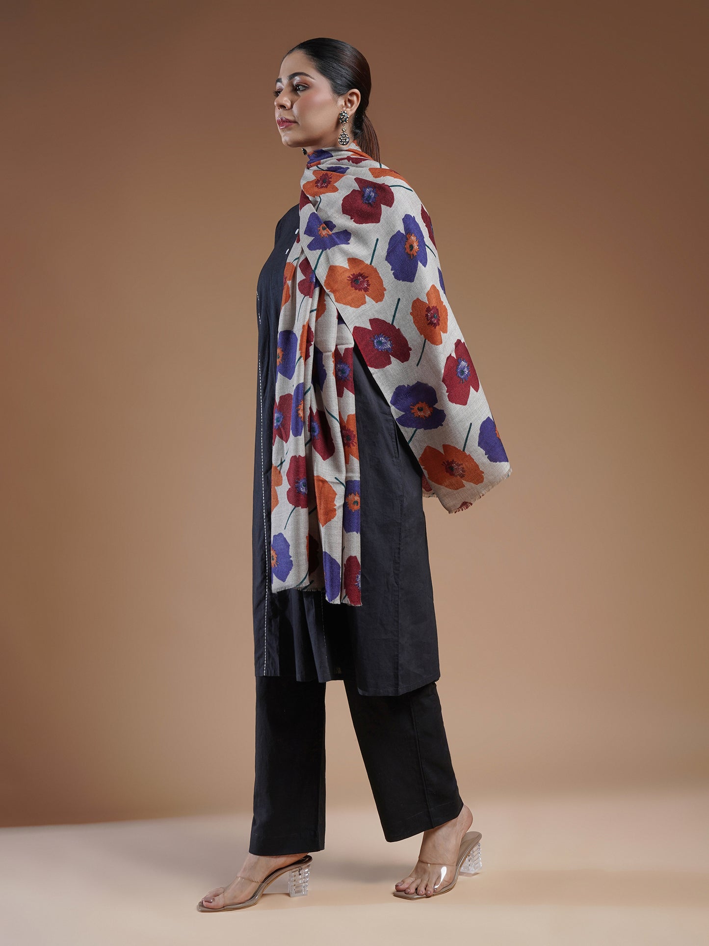 Naienive Printed Woolen Stole