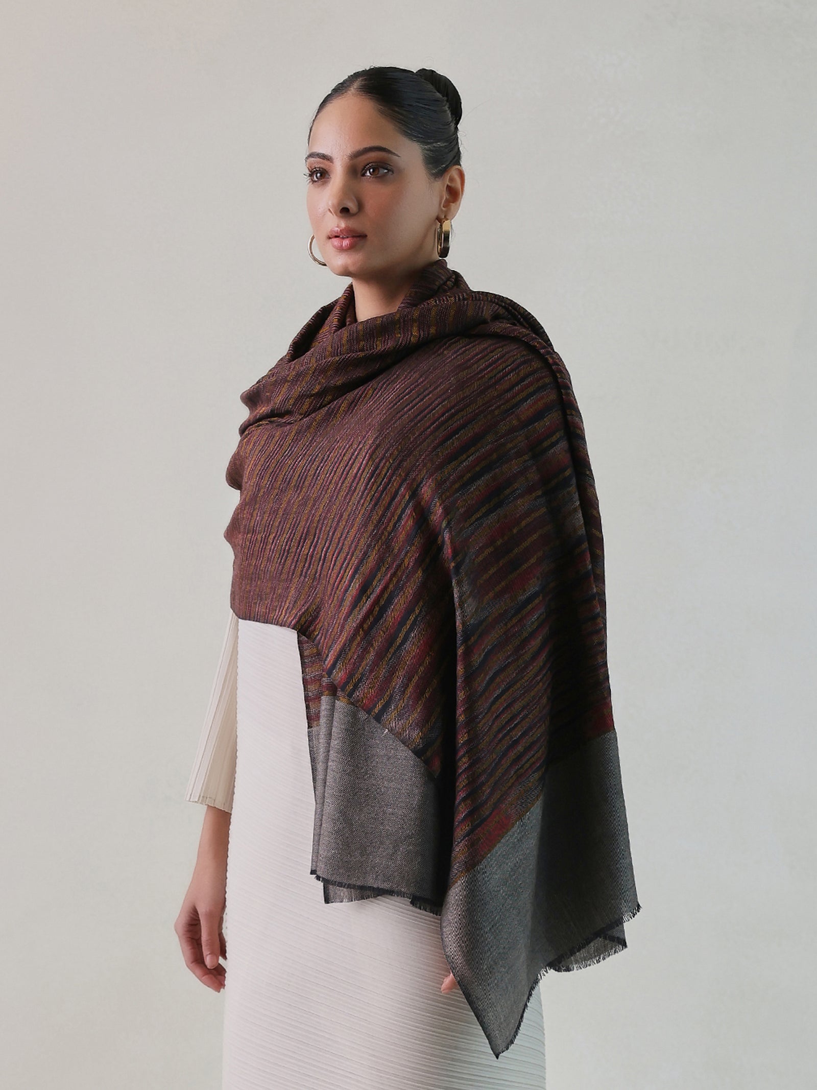 Ekkat Woolen Shawl