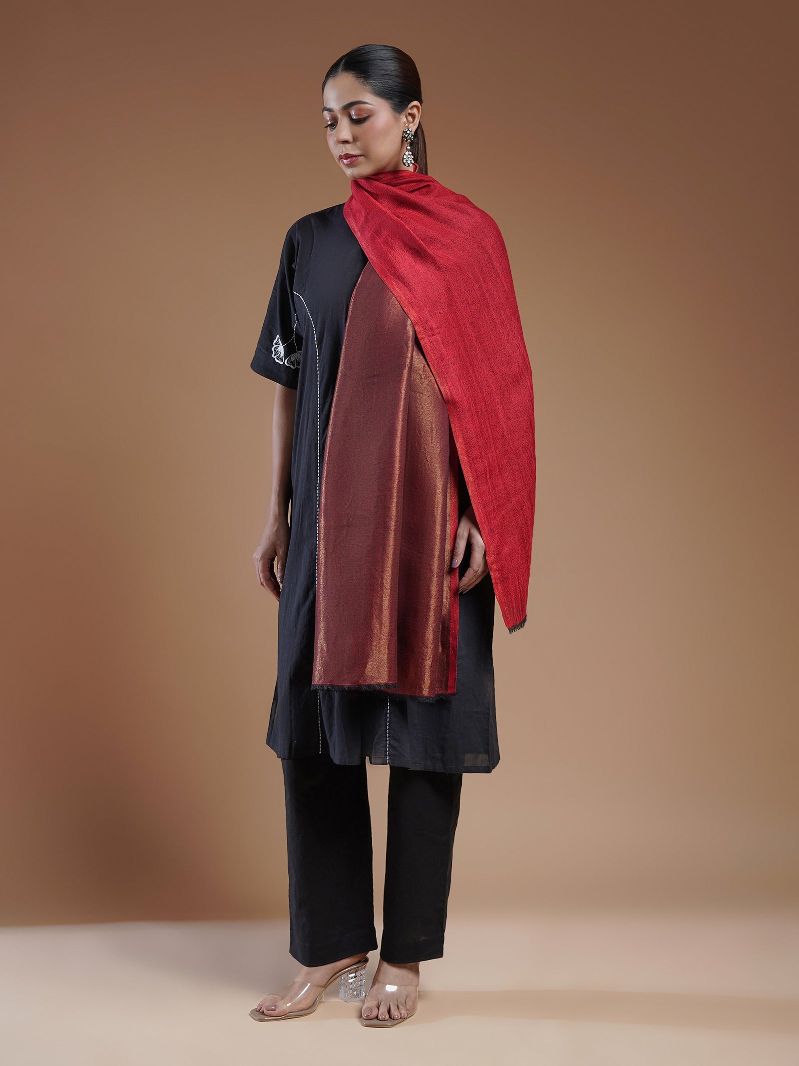 Wool Reversible Zari Stole