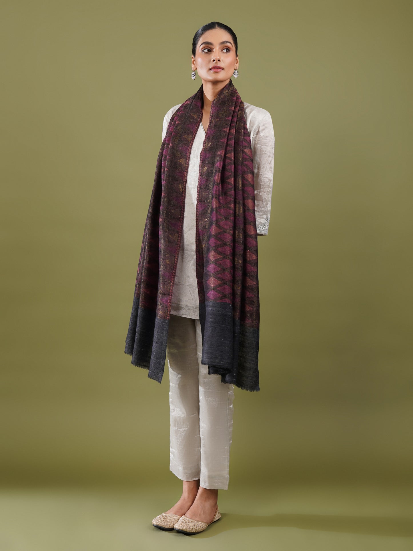 Samia Zari Woolen Stole