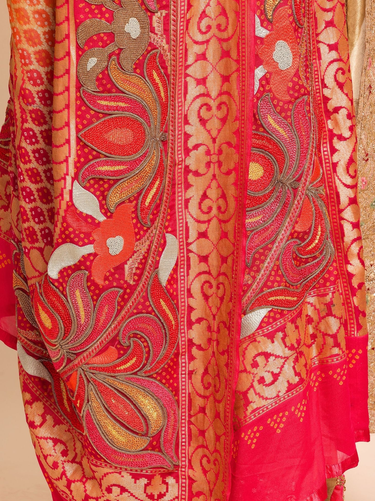 Bandhani Floral Drape