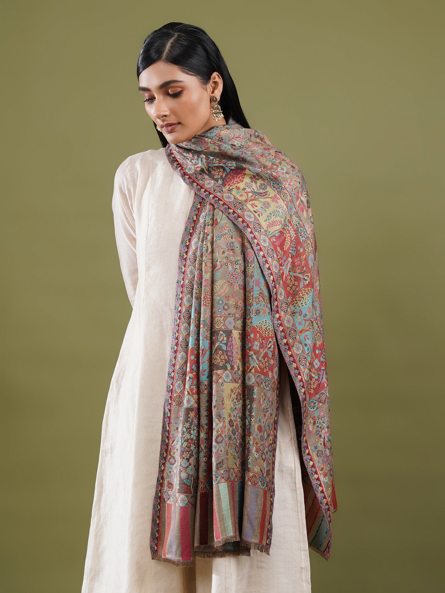 Azurie Jamawar Kani Shwal