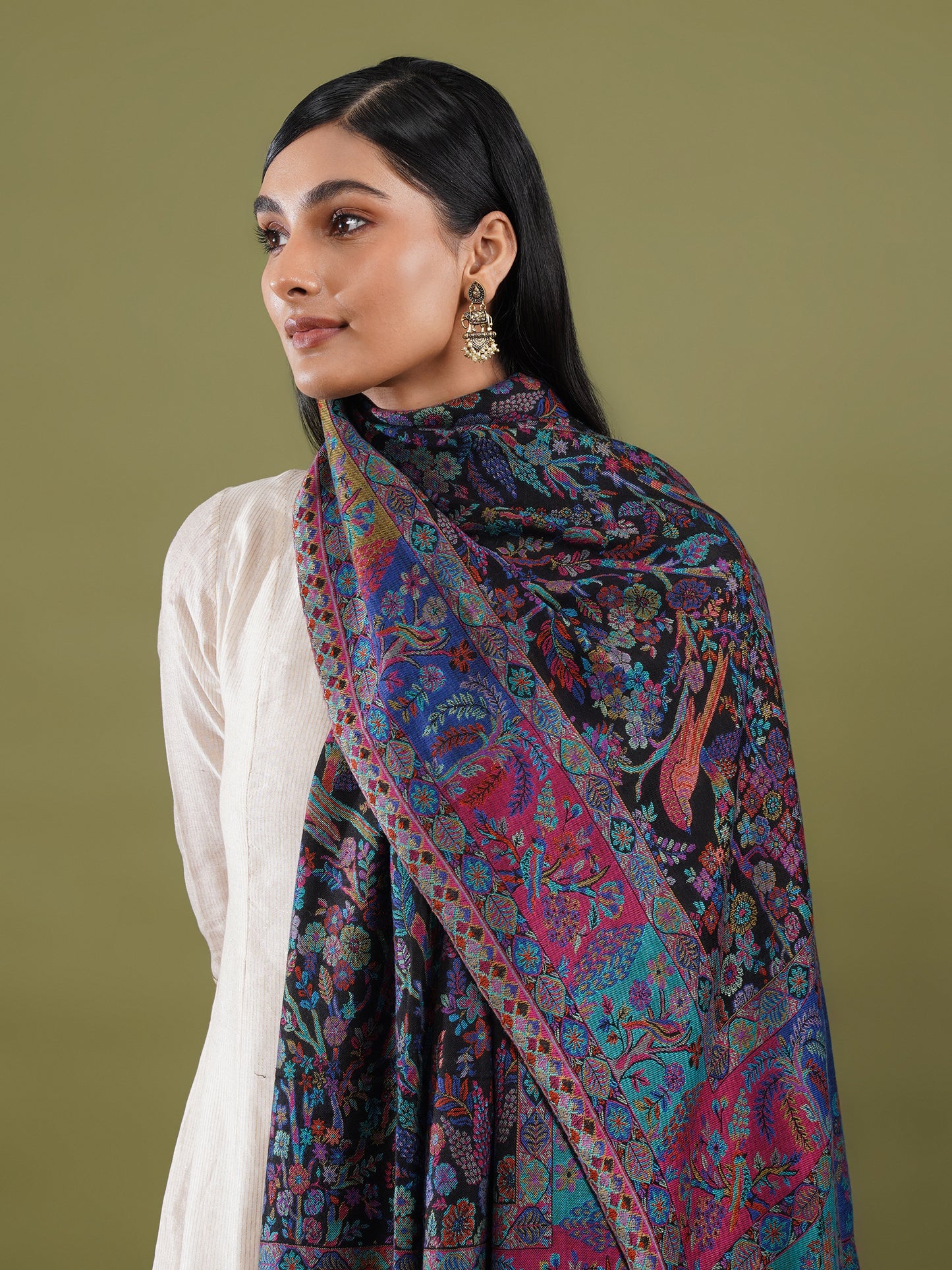 Azurie Jamawar Kani Shwal