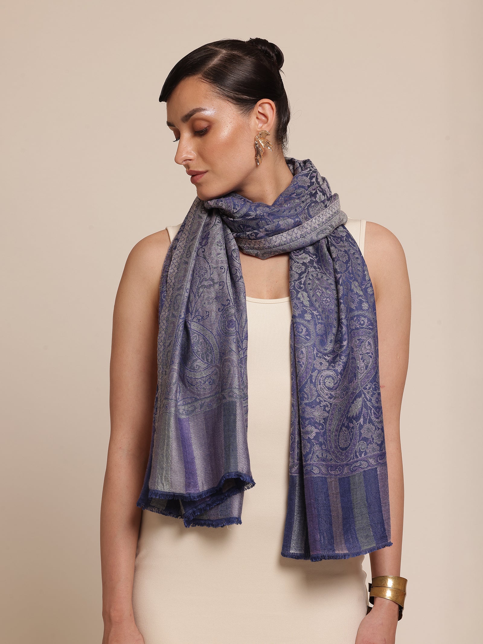 kani woolen stole 