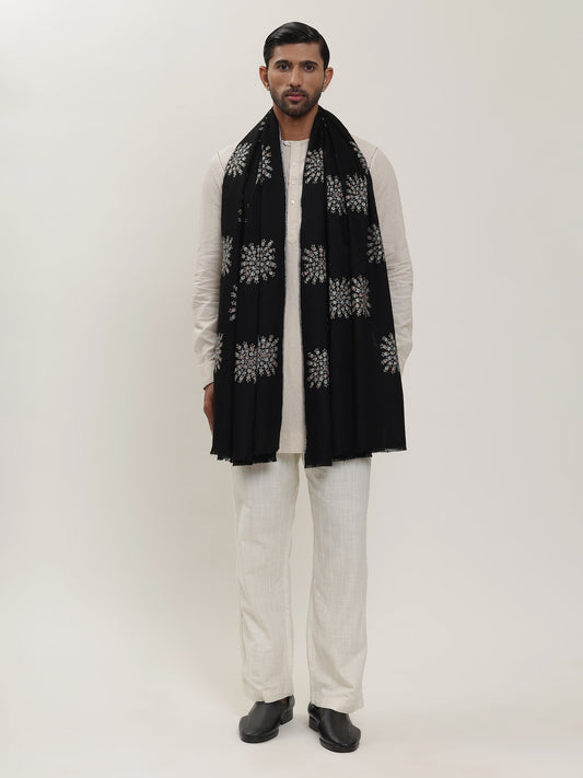 Man wearing a black pashmina shawl