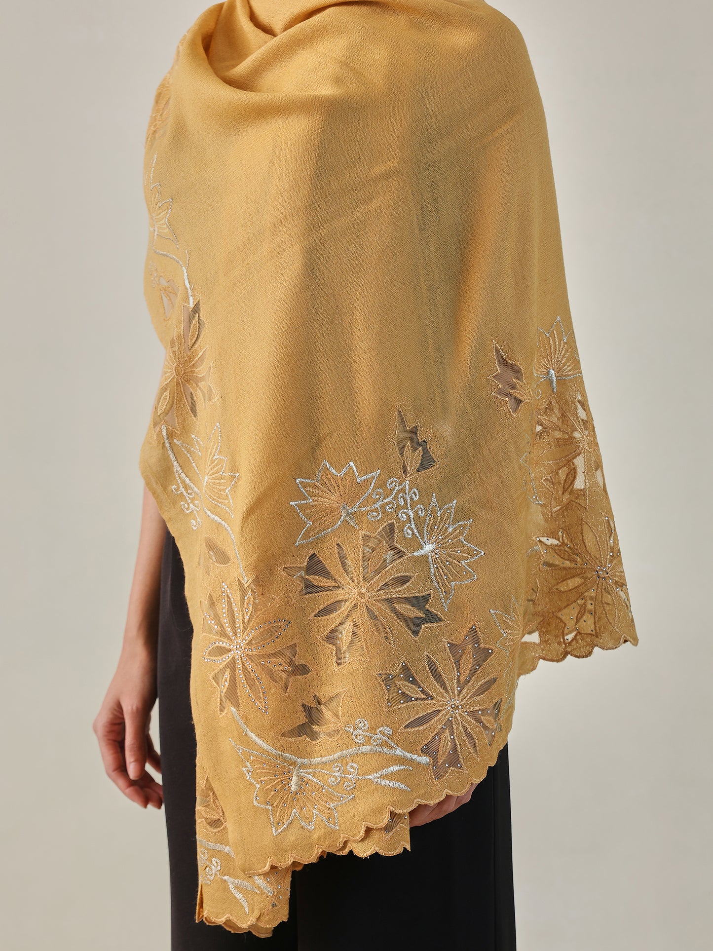 Vineyard Zaywar Pashmina Stole