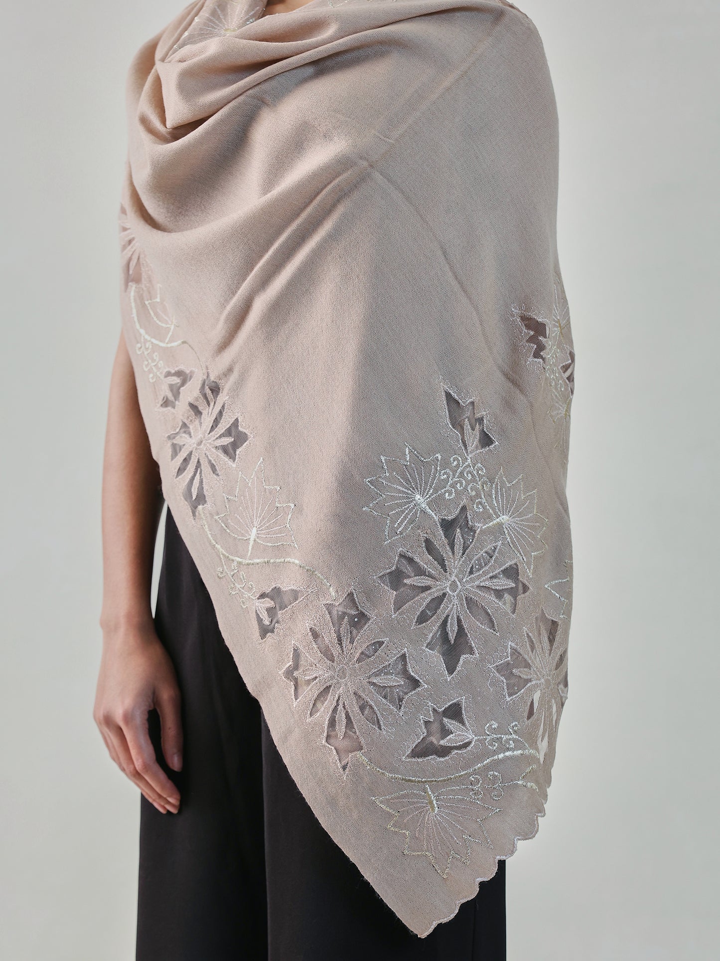 Vineyard Zaywar Pashmina Stole