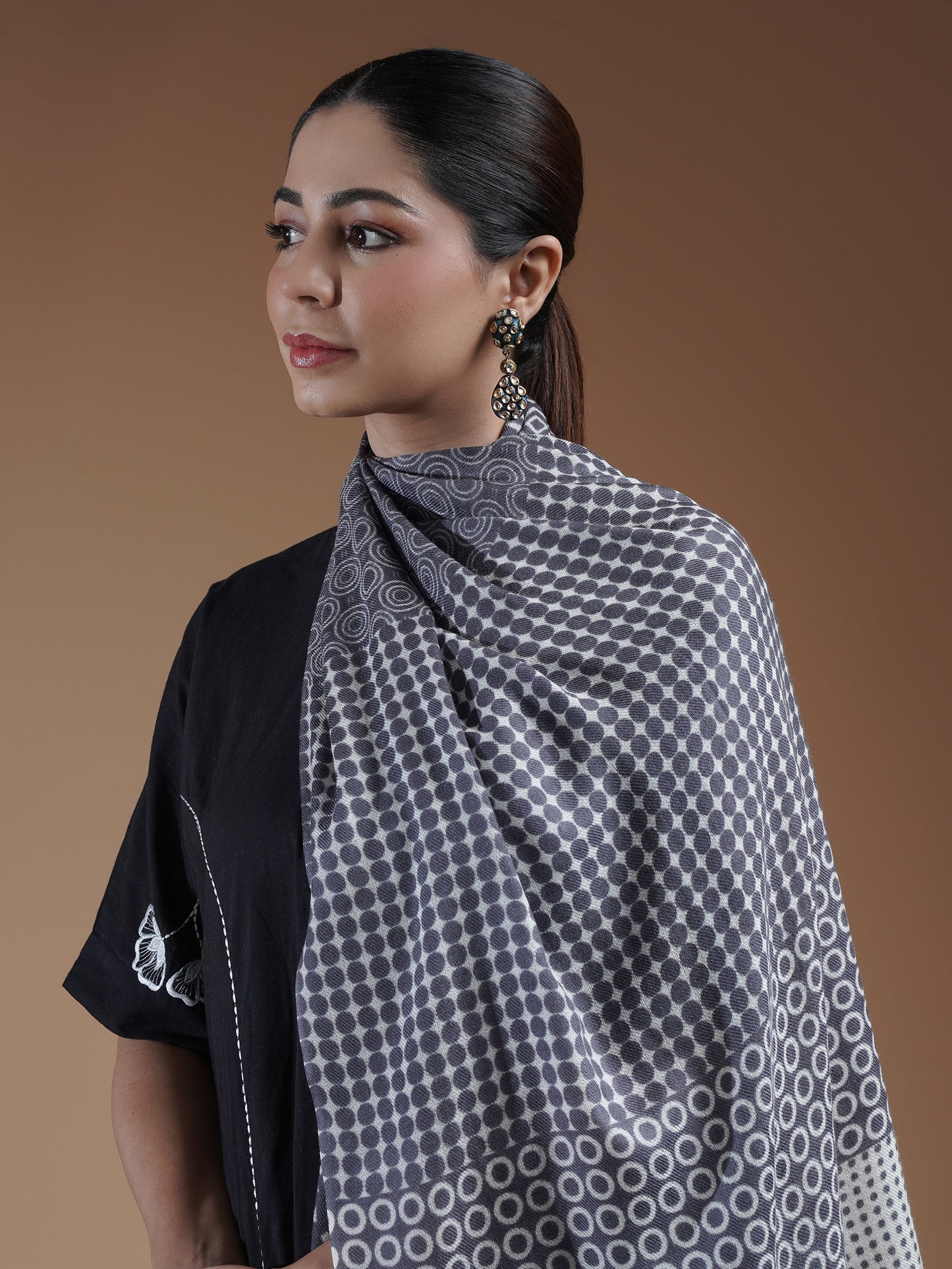 Emera Printed Woolen Stole