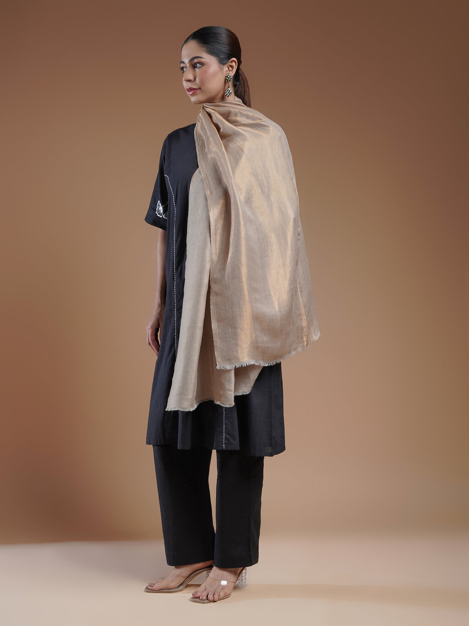 Wool Reversible Zari Stole