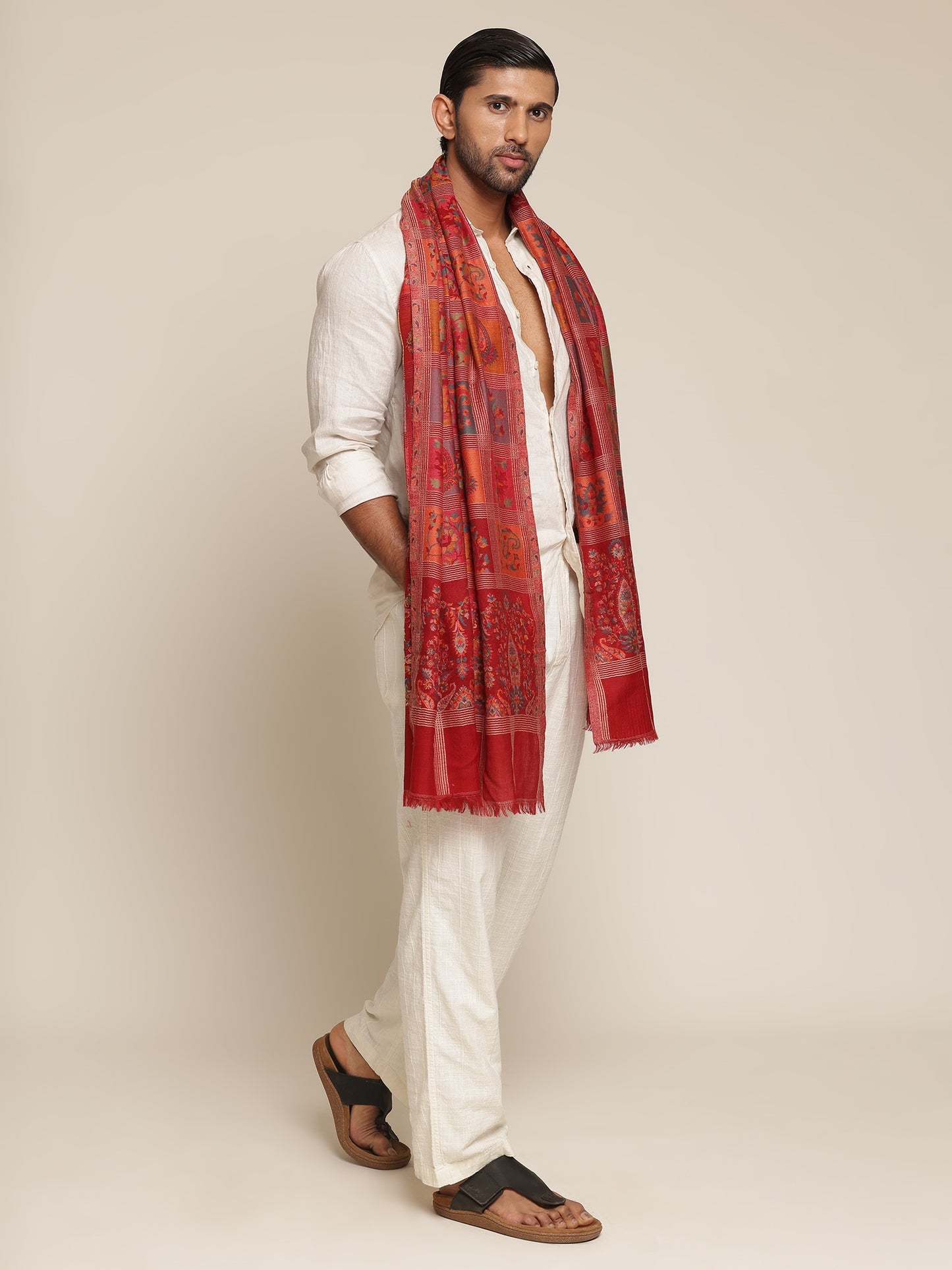 Man wearing a red stole