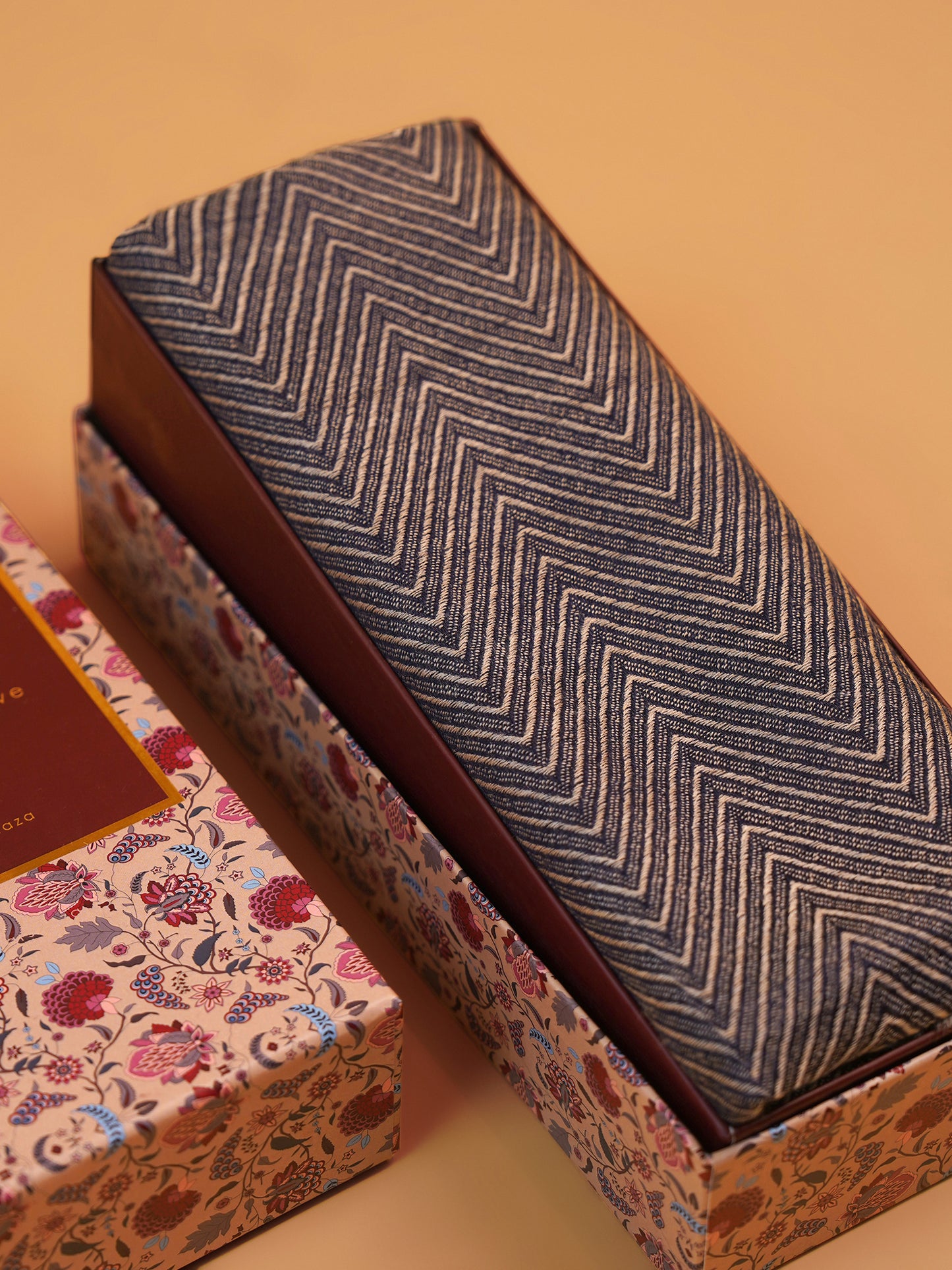 The Warming Embrace Gift Box